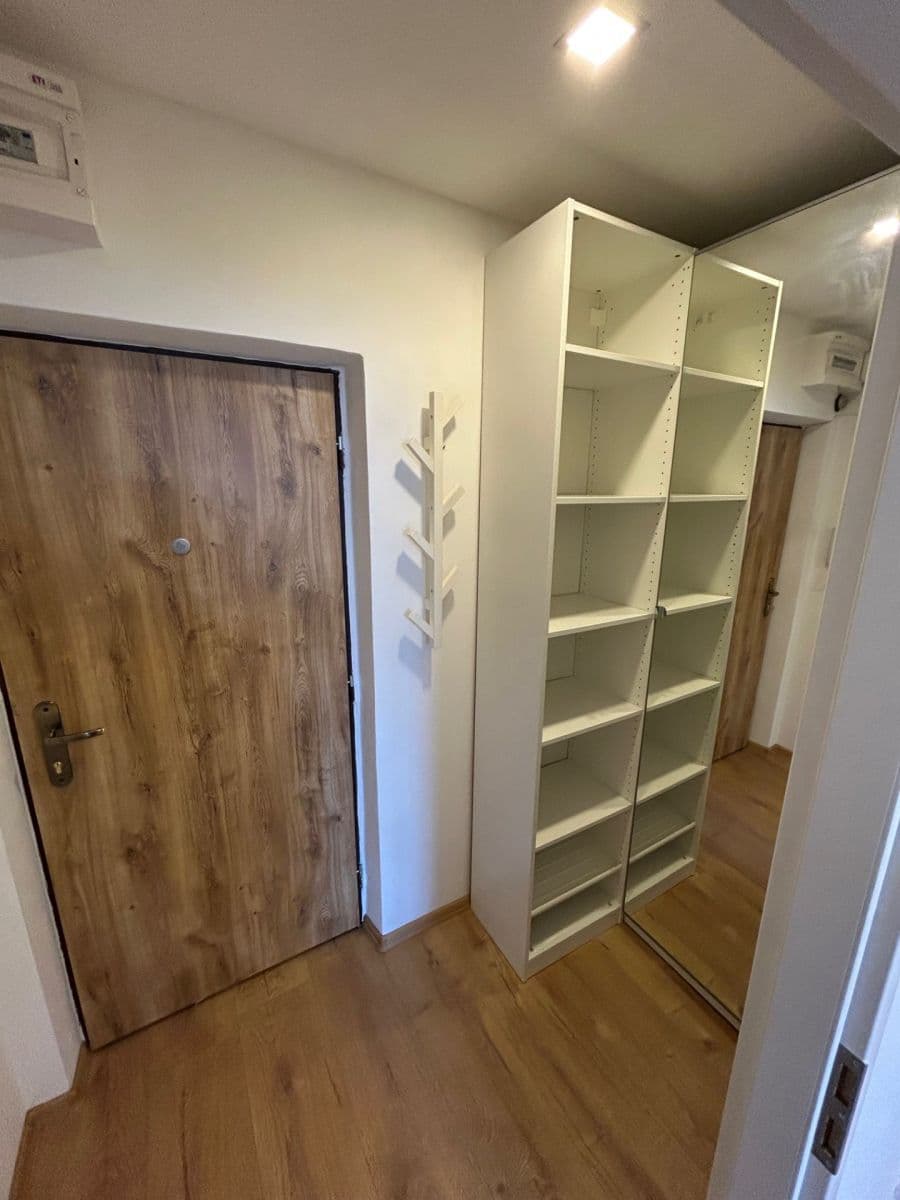 Pronájem bytu 1+kk 27 m², Křižíkova, Ostrava, Moravskoslezský kraj Pronájem bytu 1+kk 27 m², Křižíkova, Ostrava, Moravskoslezský kraj