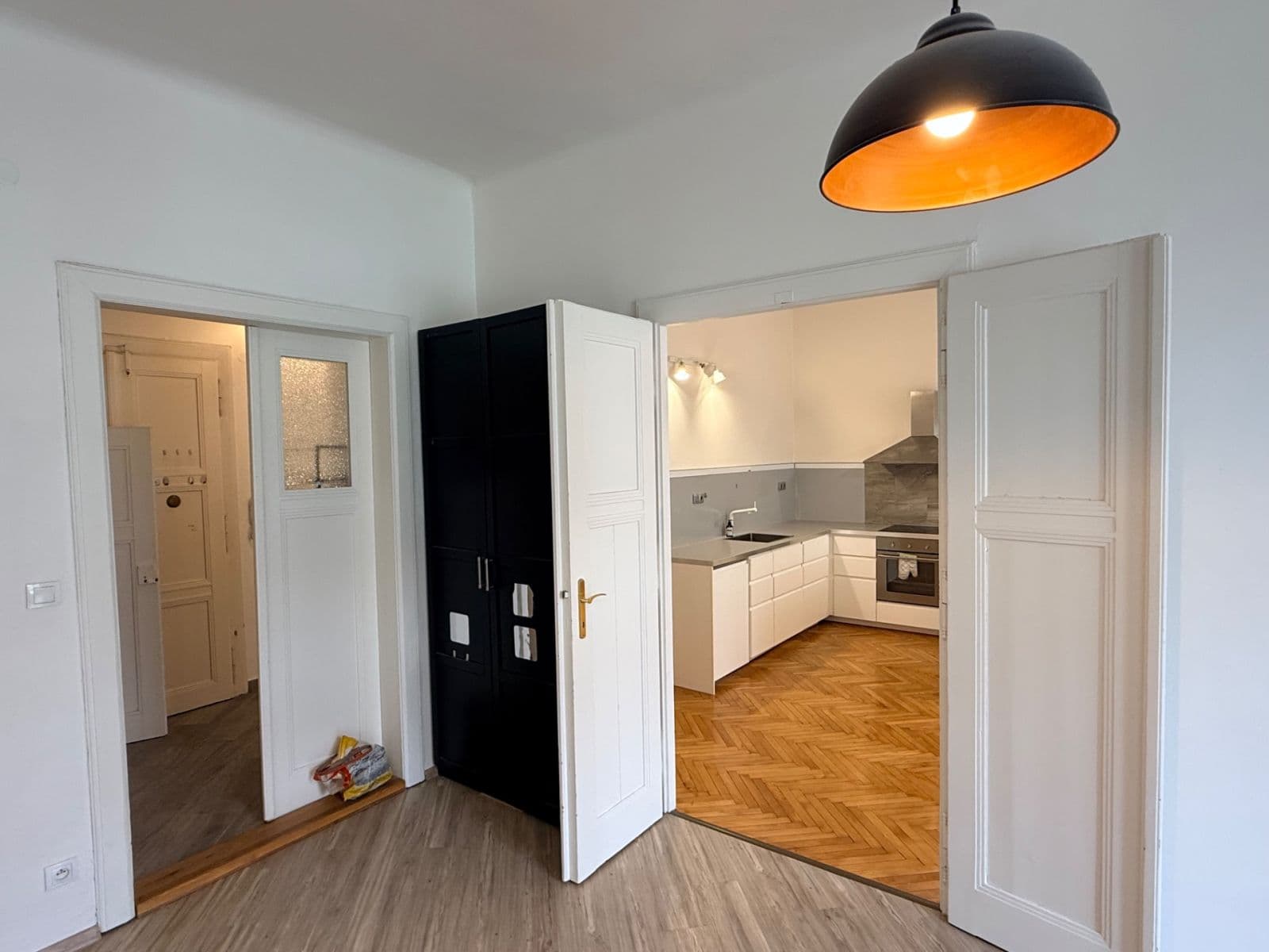 Pronájem bytu 3+kk 75 m², Malířská, Praha, Praha Pronájem bytu 3+kk 75 m², Malířská, Praha, Praha