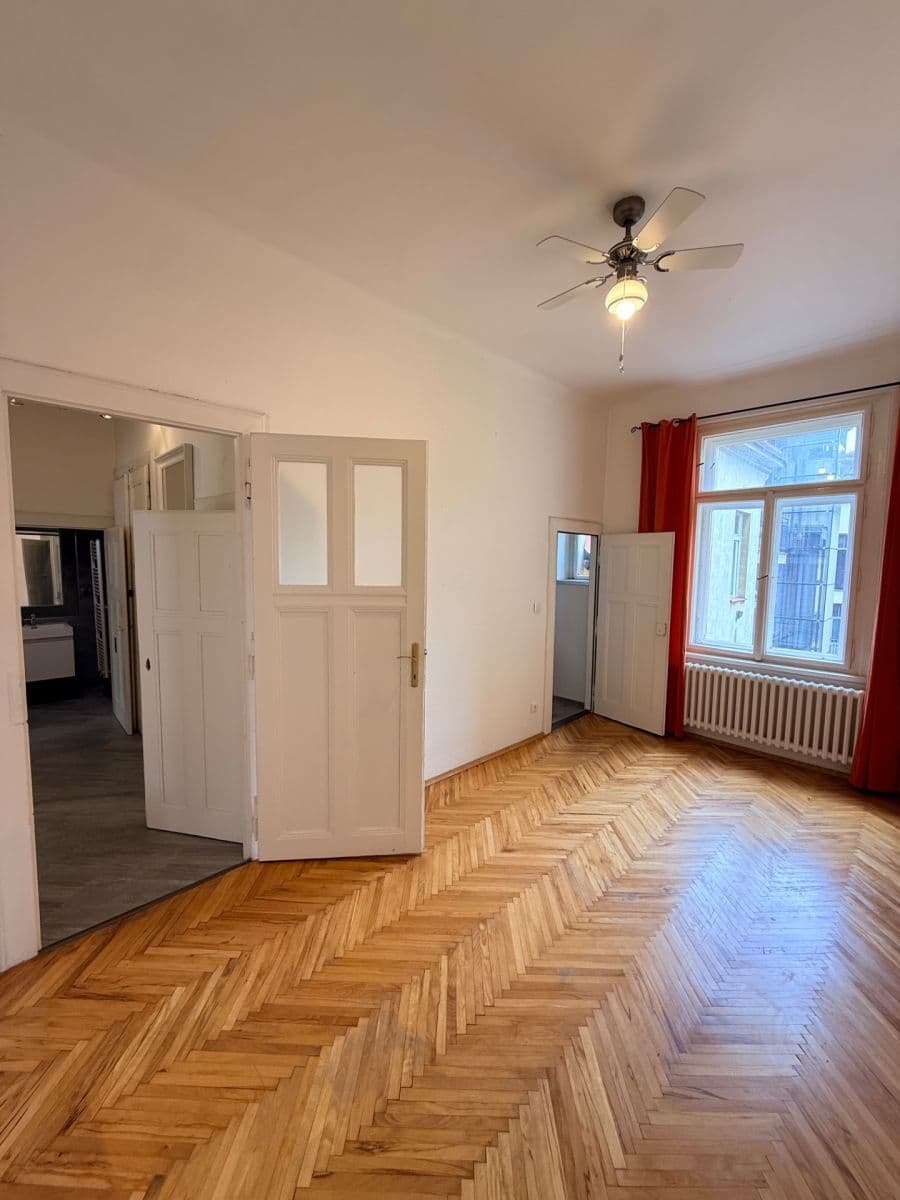 Pronájem bytu 3+kk 75 m², Malířská, Praha, Praha Pronájem bytu 3+kk 75 m², Malířská, Praha, Praha