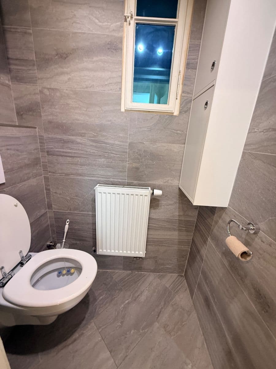 Pronájem bytu 3+kk 75 m², Malířská, Praha, Praha Pronájem bytu 3+kk 75 m², Malířská, Praha, Praha