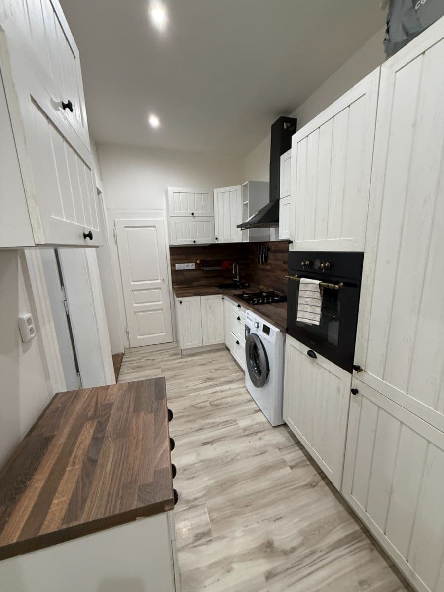 Pronájem bytu 2+kk 58 m², Schnirchova, Praha, Praha Pronájem bytu 2+kk 58 m², Schnirchova, Praha, Praha