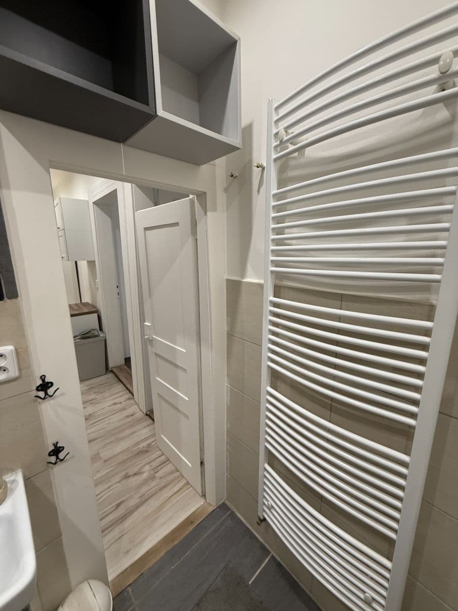 Pronájem bytu 2+kk 58 m², Schnirchova, Praha, Praha Pronájem bytu 2+kk 58 m², Schnirchova, Praha, Praha