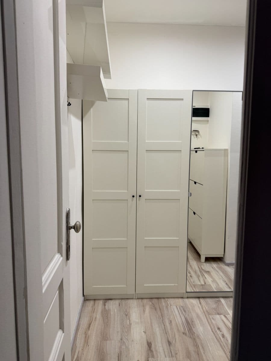 Pronájem bytu 2+kk 58 m², Schnirchova, Praha, Praha Pronájem bytu 2+kk 58 m², Schnirchova, Praha, Praha