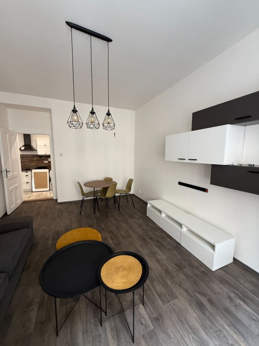 Pronájem bytu 2+kk 58 m², Schnirchova, Praha, Praha Pronájem bytu 2+kk 58 m², Schnirchova, Praha, Praha