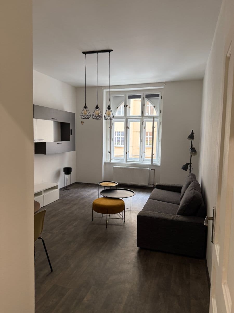 Pronájem bytu 2+kk 58 m², Schnirchova, Praha, Praha Pronájem bytu 2+kk 58 m², Schnirchova, Praha, Praha