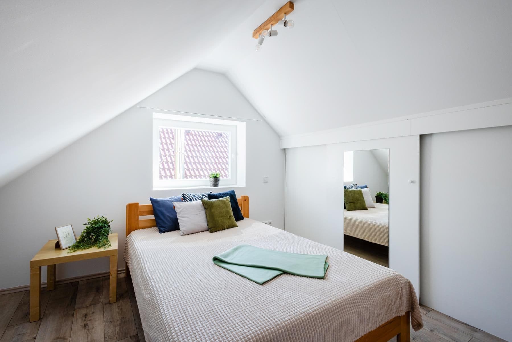 Prodej domu 74 m², pozemek 73 m², Na Malé Straně, Divišov, Středočeský kraj Prodej domu 74 m², pozemek 73 m², Na Malé Straně, Divišov, Středočeský kraj