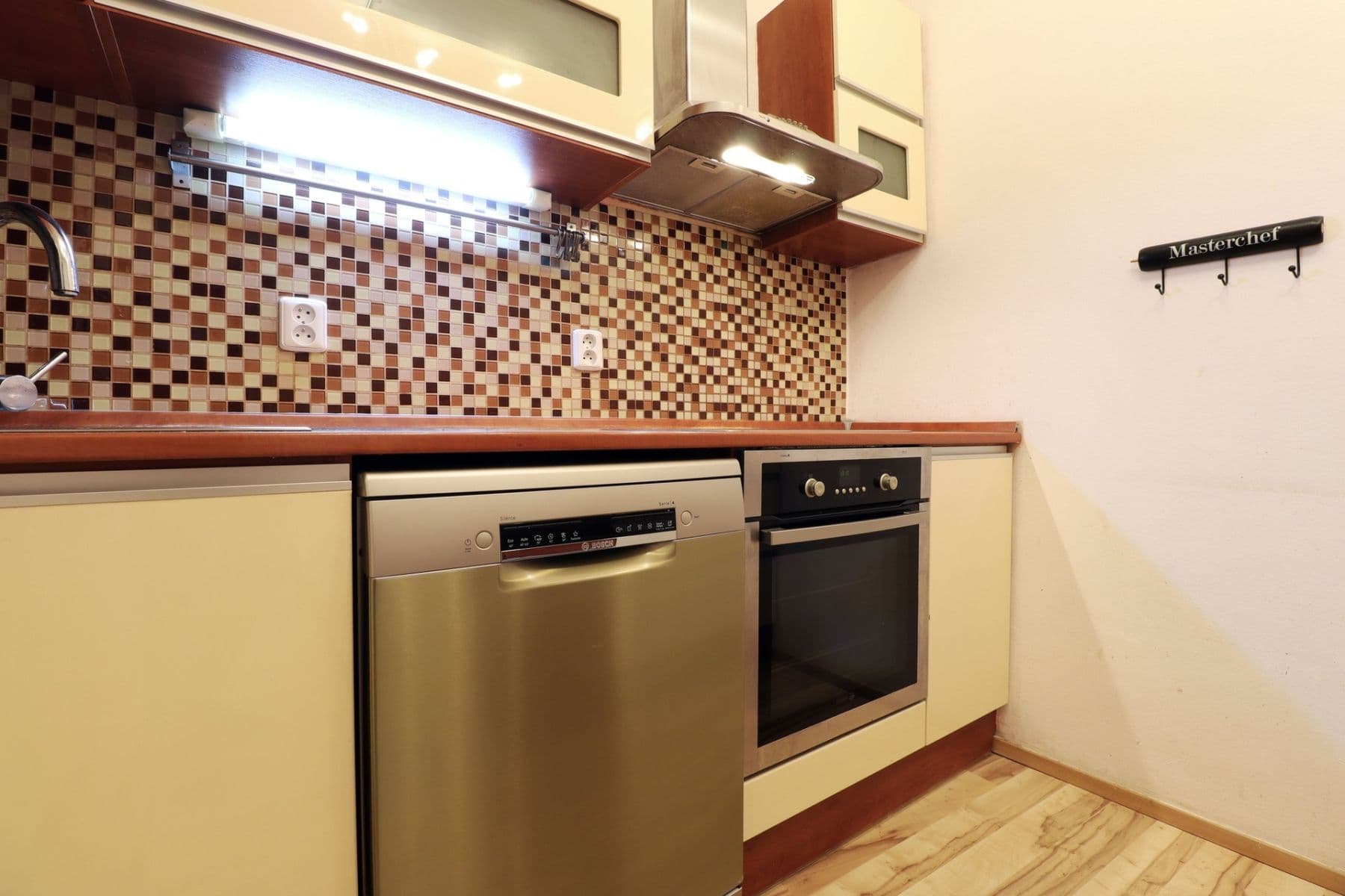 Pronájem bytu 2+1 65 m², Nuselská, Praha, Praha Pronájem bytu 2+1 65 m², Nuselská, Praha, Praha