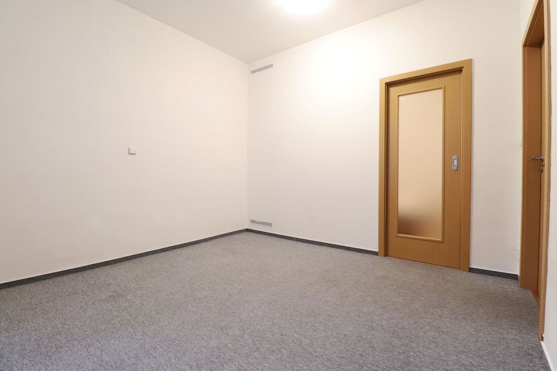 Pronájem bytu 2+1 65 m², Nuselská, Praha, Praha Pronájem bytu 2+1 65 m², Nuselská, Praha, Praha