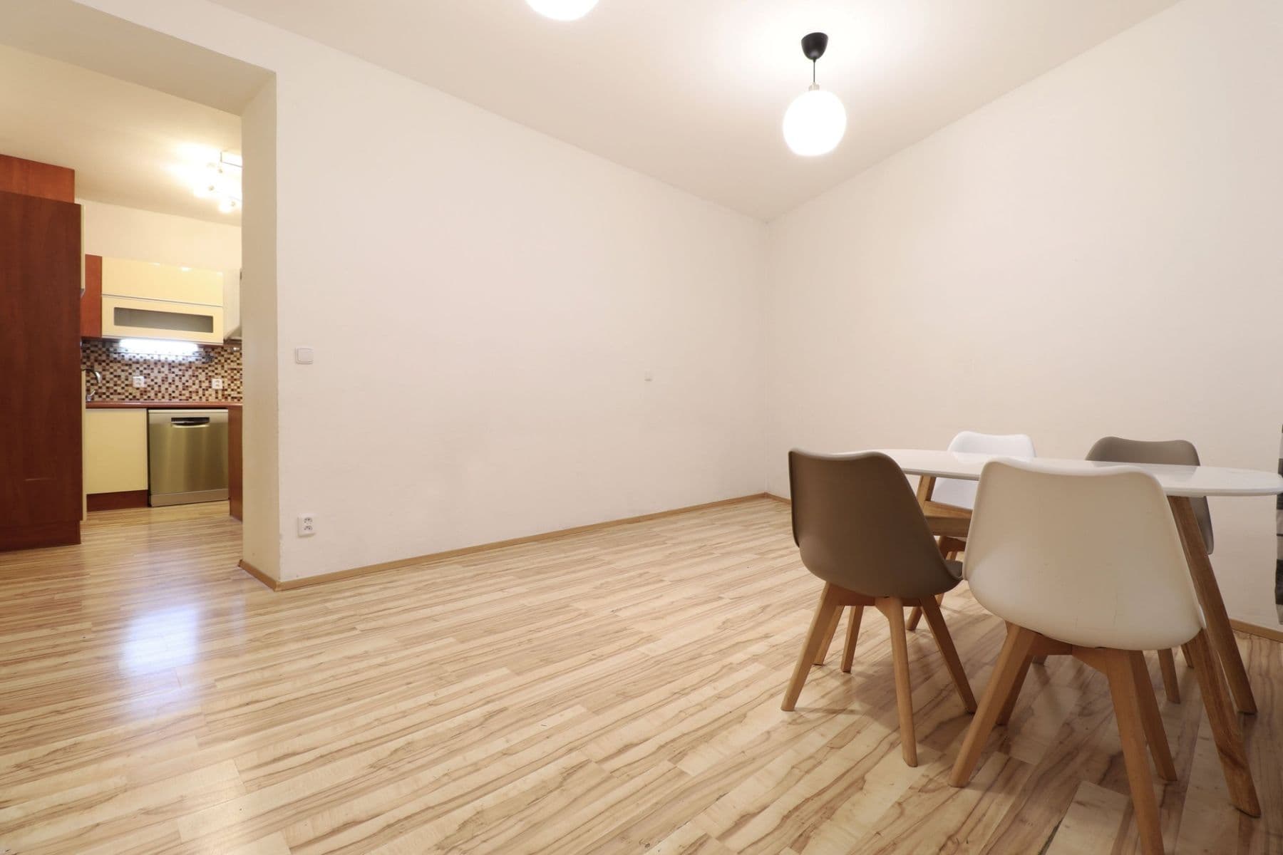 Pronájem bytu 2+1 65 m², Nuselská, Praha, Praha Pronájem bytu 2+1 65 m², Nuselská, Praha, Praha