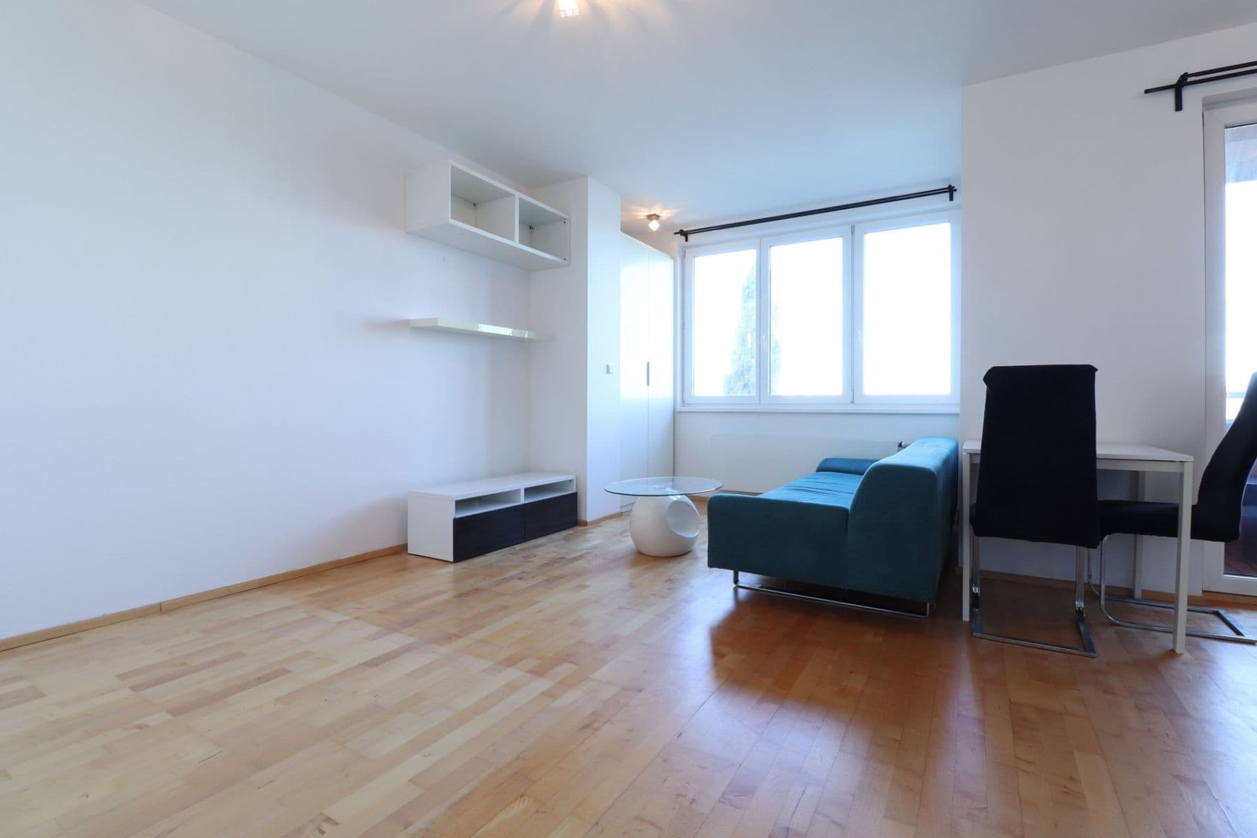 Pronájem bytu 1+kk 43 m², Tlumačovská, Praha, Praha Pronájem bytu 1+kk 43 m², Tlumačovská, Praha, Praha