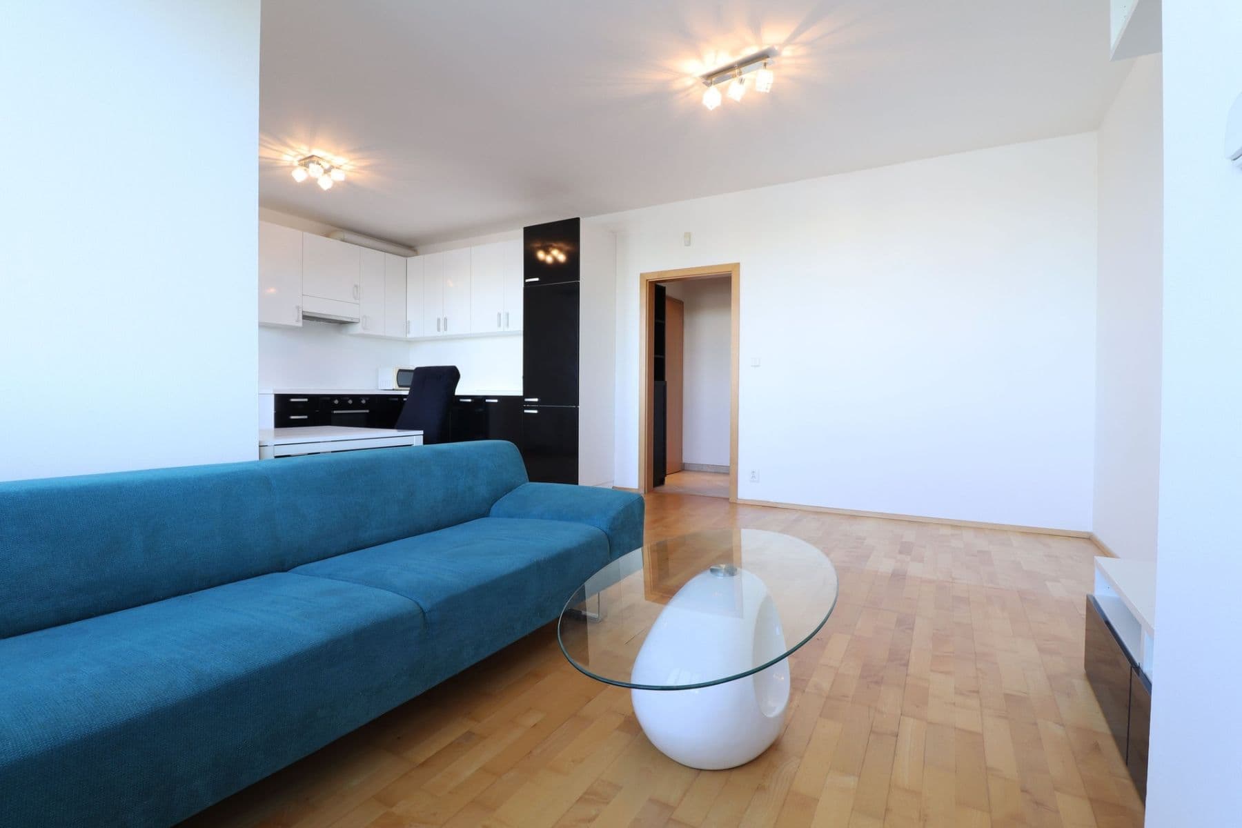 Pronájem bytu 1+kk 43 m², Tlumačovská, Praha, Praha Pronájem bytu 1+kk 43 m², Tlumačovská, Praha, Praha