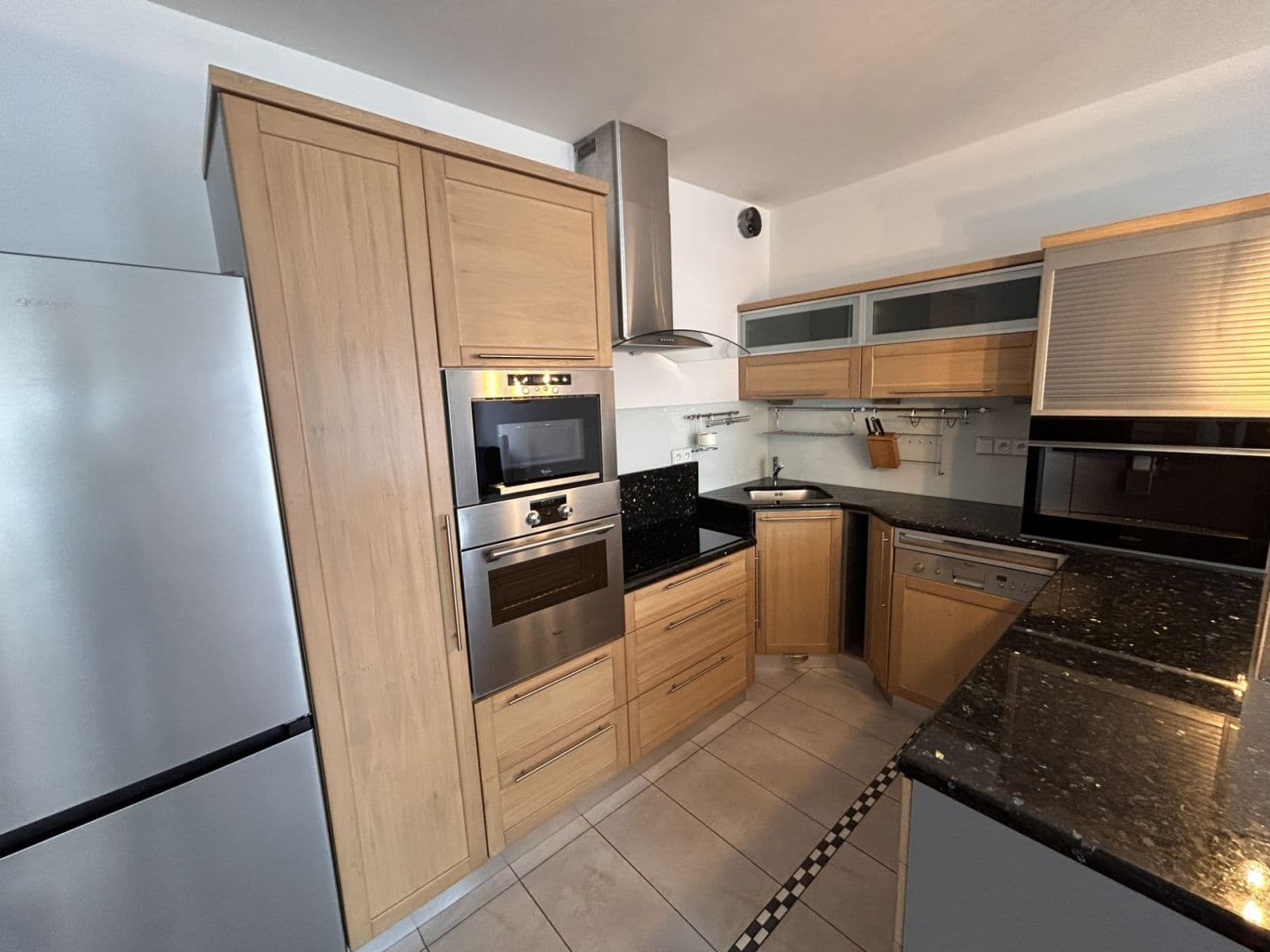 Pronájem bytu 2+kk 62 m², Jeseniova, Praha, Praha Pronájem bytu 2+kk 62 m², Jeseniova, Praha, Praha
