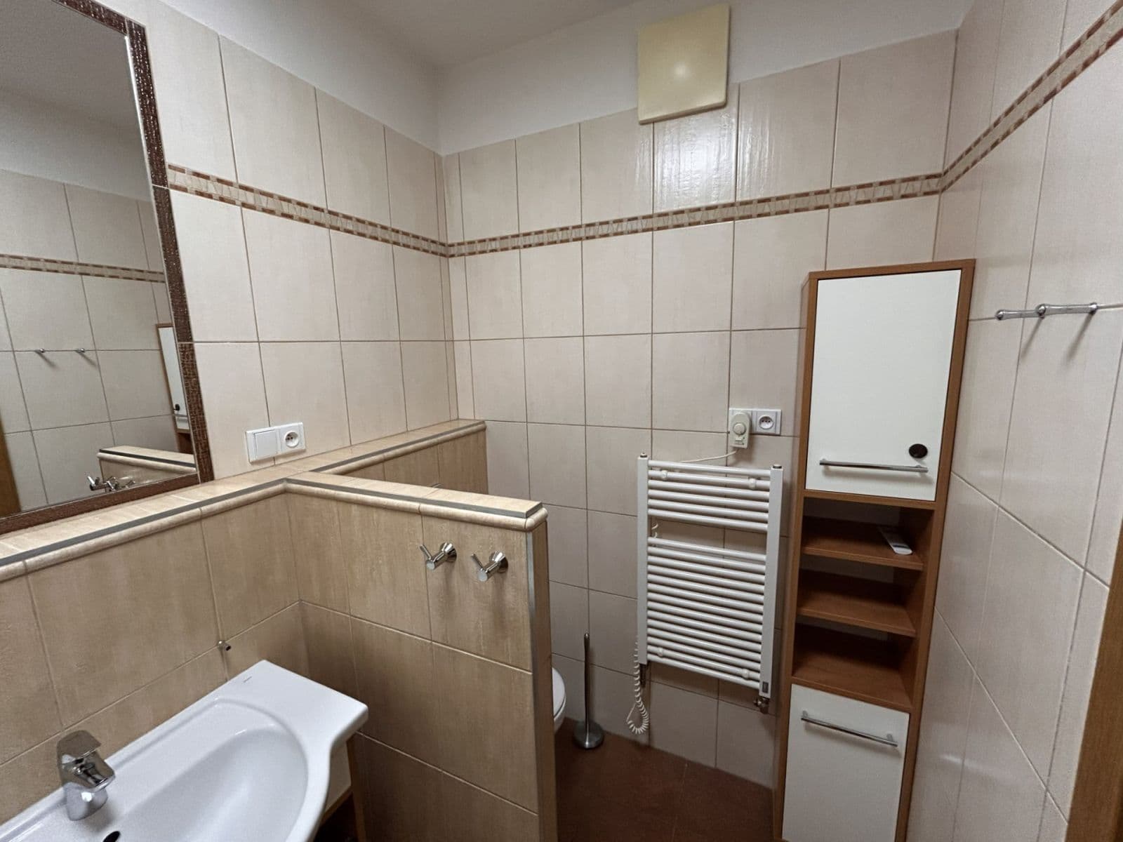 Pronájem bytu 2+kk 62 m², Jeseniova, Praha, Praha Pronájem bytu 2+kk 62 m², Jeseniova, Praha, Praha