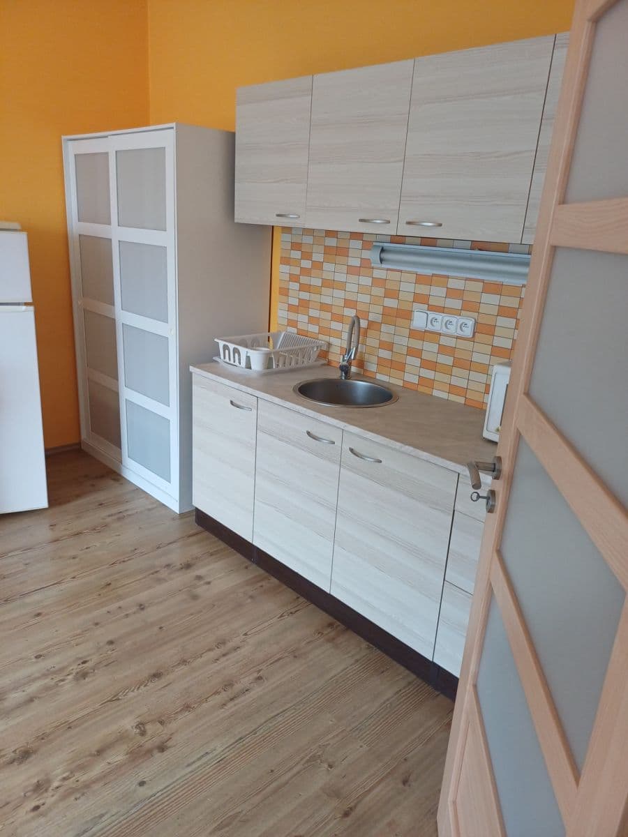Pronájem bytu 2+kk 35 m², Venhudova, Brno, Jihomoravský kraj Pronájem bytu 2+kk 35 m², Venhudova, Brno, Jihomoravský kraj