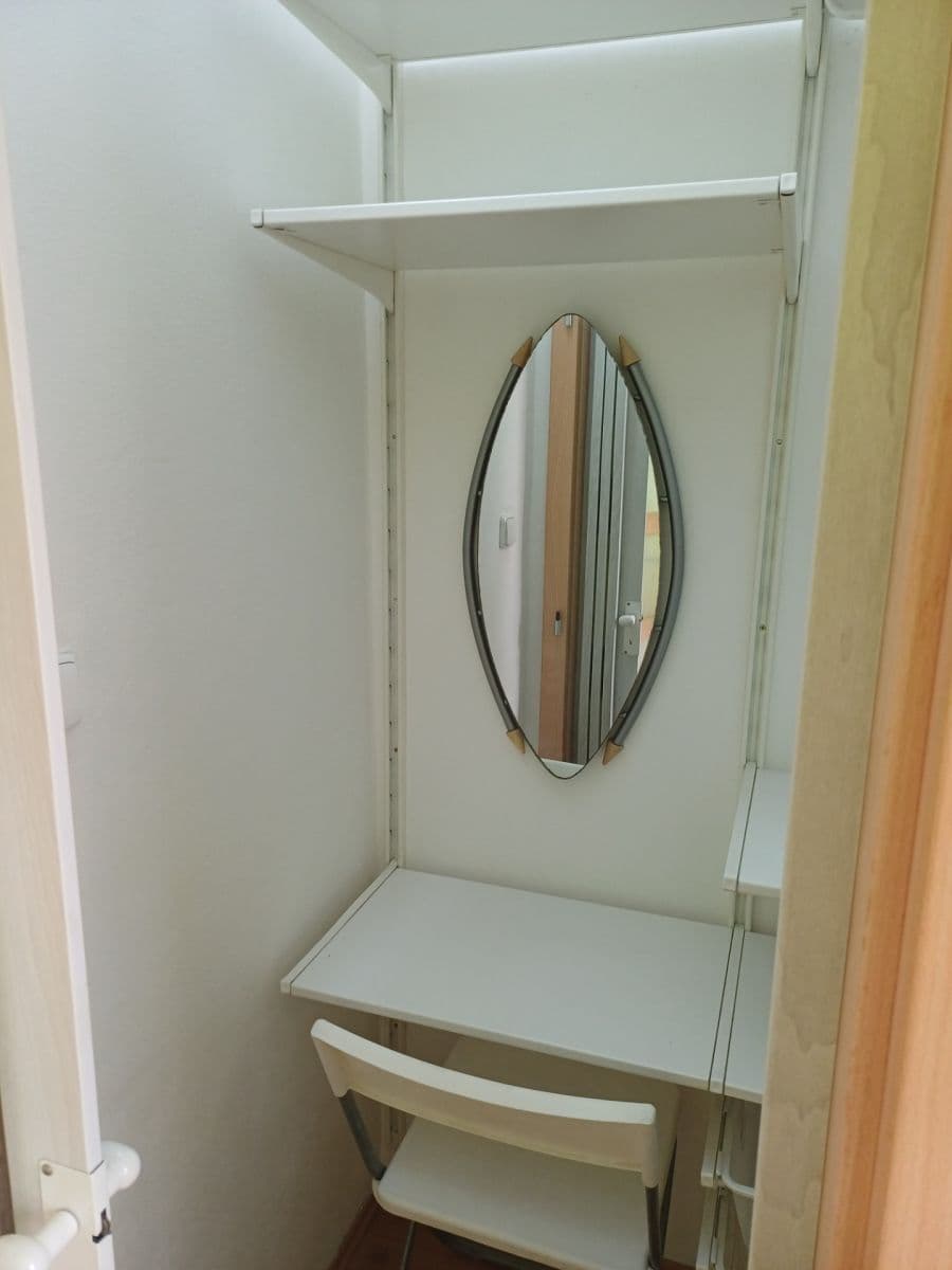 Pronájem bytu 2+kk 35 m², Venhudova, Brno, Jihomoravský kraj Pronájem bytu 2+kk 35 m², Venhudova, Brno, Jihomoravský kraj