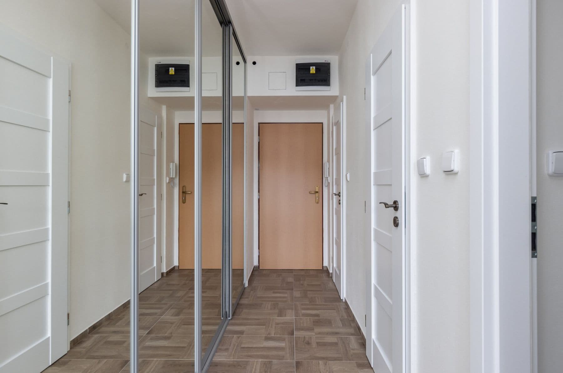 Pronájem bytu 2+1 74 m², Trojská, Praha, Praha Pronájem bytu 2+1 74 m², Trojská, Praha, Praha