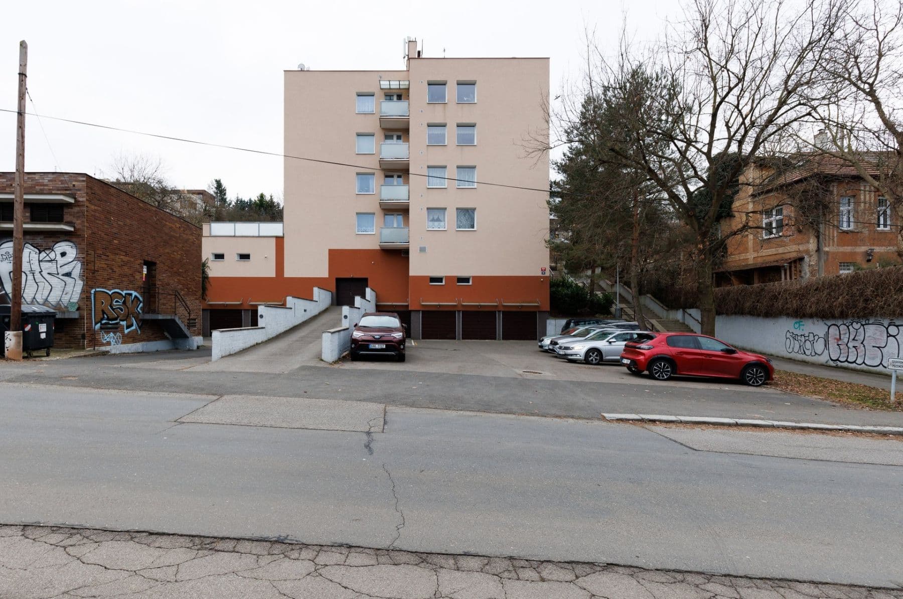 Pronájem bytu 2+1 74 m², Trojská, Praha, Praha Pronájem bytu 2+1 74 m², Trojská, Praha, Praha