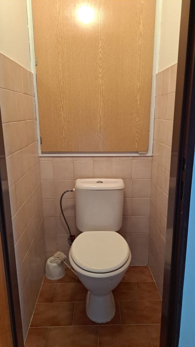 Pronájem bytu 2+1 74 m², Na Mlejnku, Praha, Praha Pronájem bytu 2+1 74 m², Na Mlejnku, Praha, Praha