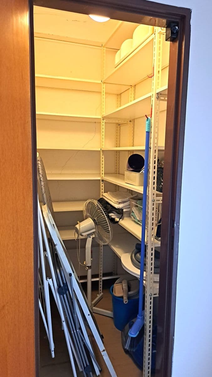 Pronájem bytu 2+1 74 m², Na Mlejnku, Praha, Praha Pronájem bytu 2+1 74 m², Na Mlejnku, Praha, Praha