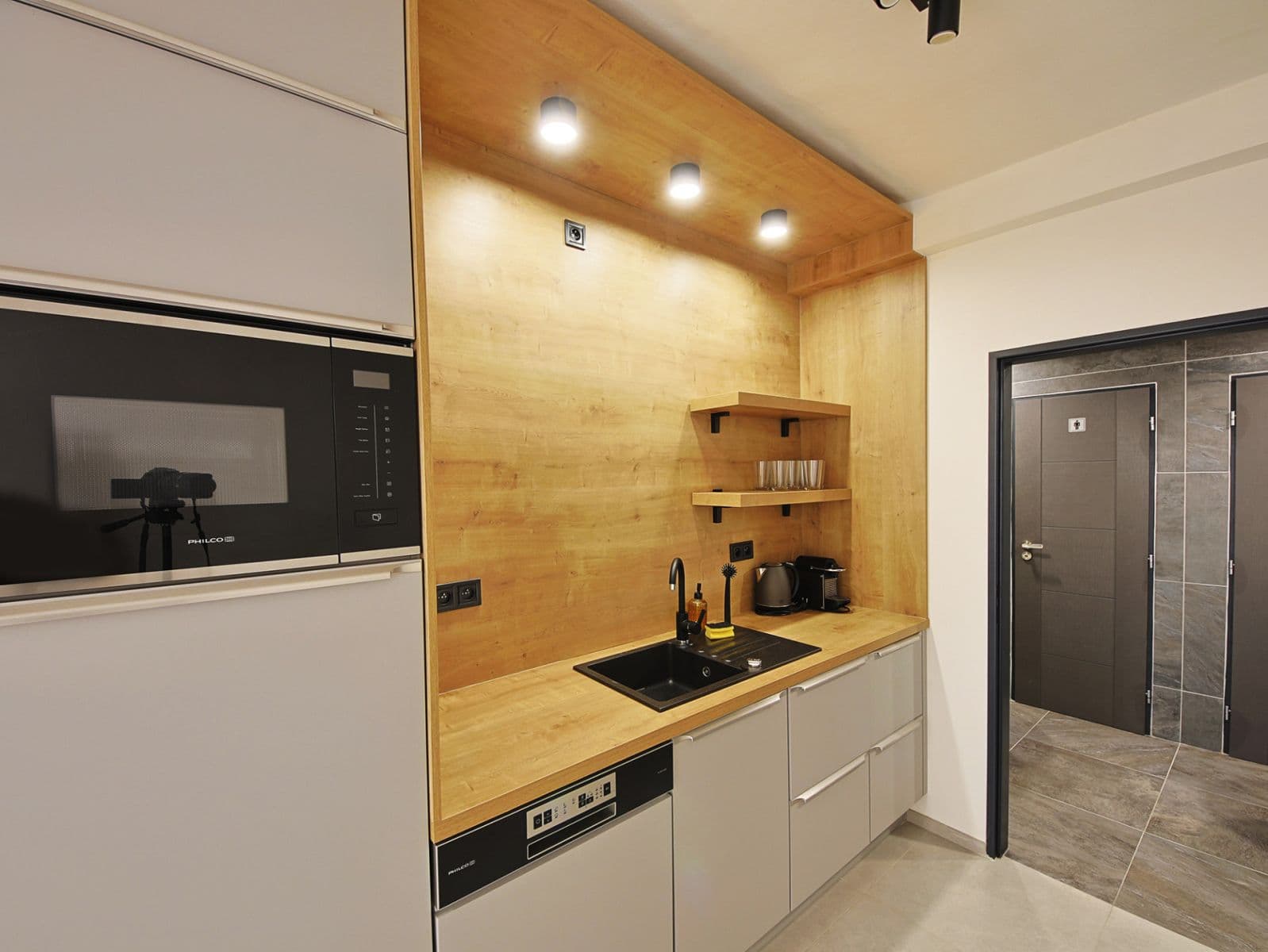 Prodej kanceláře 101 m², Peroutkova, Praha, Praha Prodej kanceláře 101 m², Peroutkova, Praha, Praha