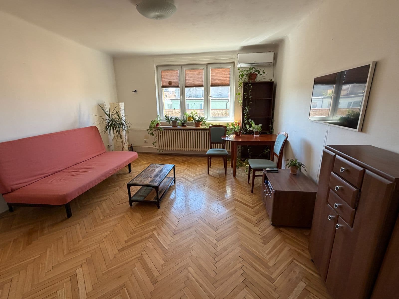 Pronájem bytu 2+1 48 m², Hartigova, Praha, Praha Pronájem bytu 2+1 48 m², Hartigova, Praha, Praha