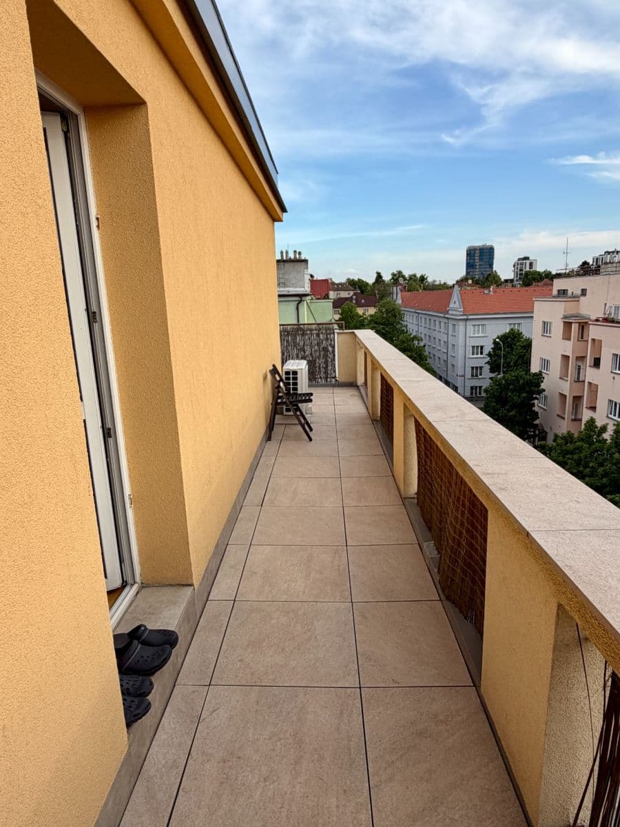 Pronájem bytu 2+1 48 m², Hartigova, Praha, Praha Pronájem bytu 2+1 48 m², Hartigova, Praha, Praha
