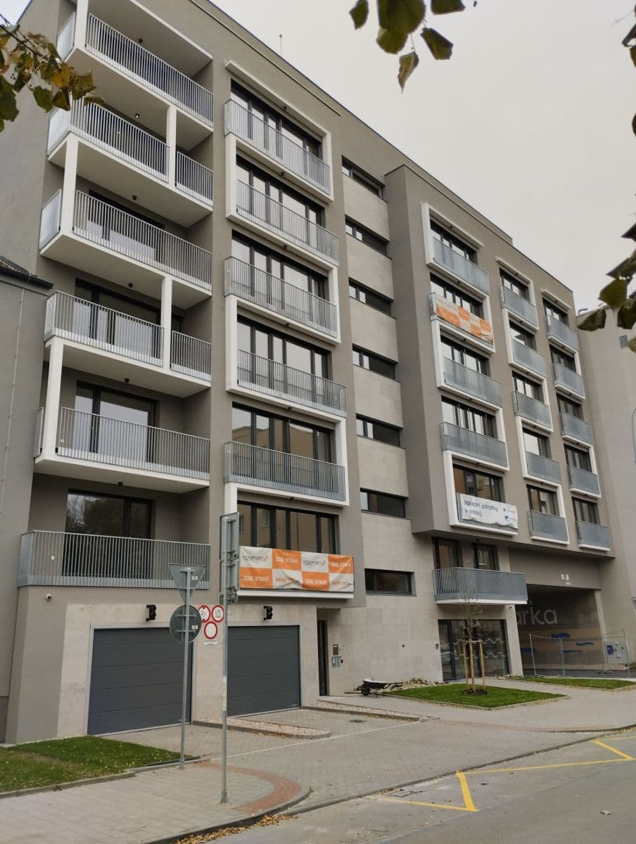 Pronájem bytu 2+kk 55 m², Rybářská, Brno, Jihomoravský kraj Pronájem bytu 2+kk 55 m², Rybářská, Brno, Jihomoravský kraj
