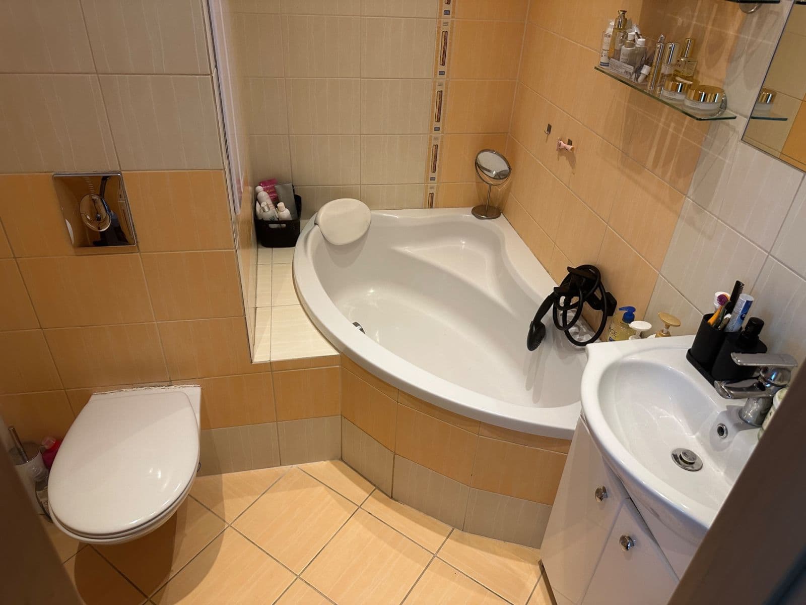 Prodej bytu 1+1 35 m², Fragnerova, Olomouc, Olomoucký kraj Prodej bytu 1+1 35 m², Fragnerova, Olomouc, Olomoucký kraj