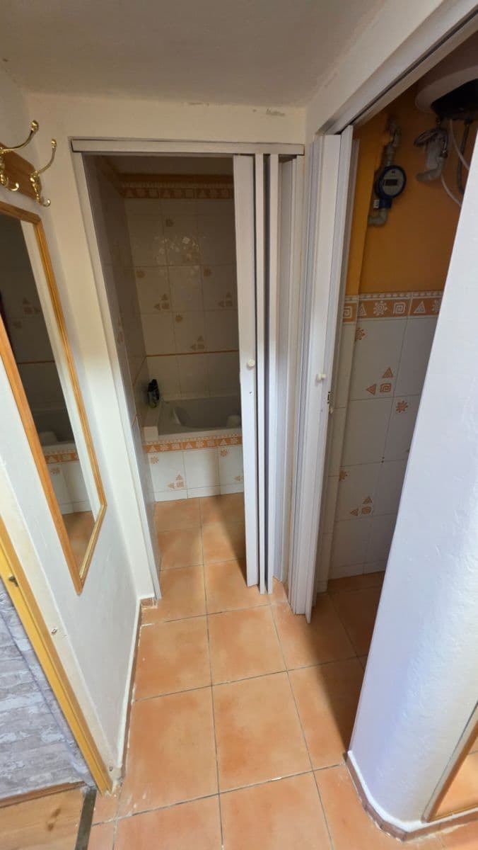 Pronájem bytu 1+kk 24 m², Křížová, Praha, Praha Pronájem bytu 1+kk 24 m², Křížová, Praha, Praha