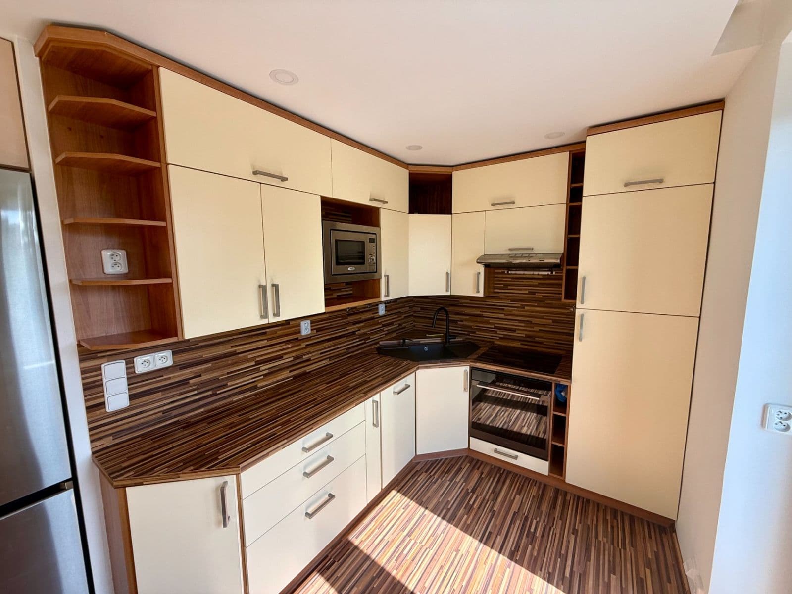 Pronájem bytu 2+kk 53 m², Roztylské náměstí, Praha, Praha Pronájem bytu 2+kk 53 m², Roztylské náměstí, Praha, Praha