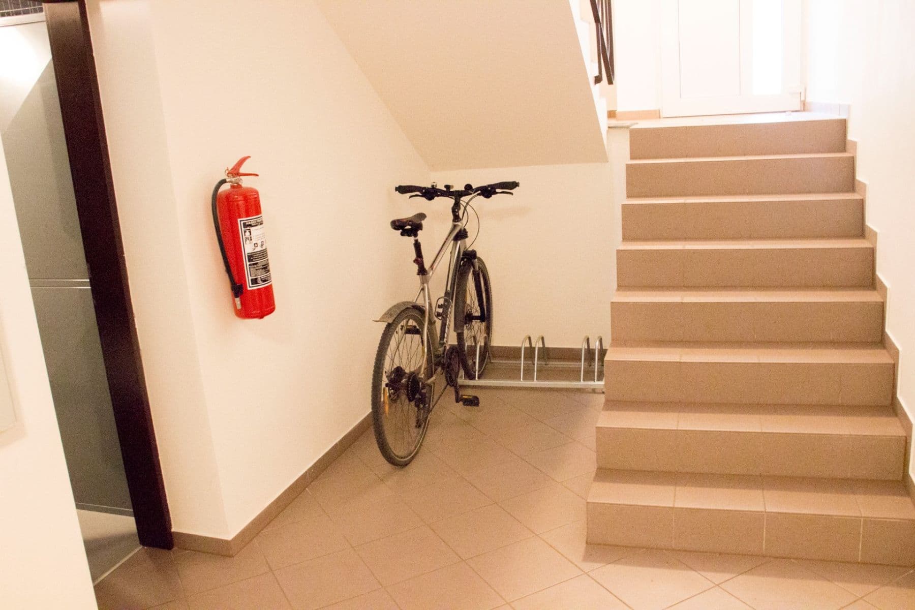 Pronájem bytu 1+kk 26 m², Ve Žlíbku, Praha, Praha Pronájem bytu 1+kk 26 m², Ve Žlíbku, Praha, Praha