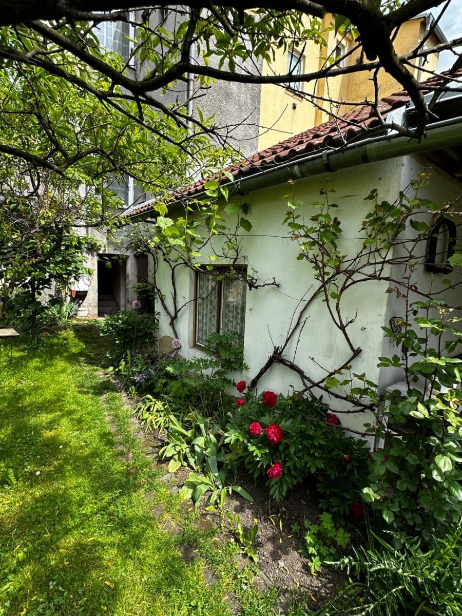 Pronájem bytu 2+1 72 m², Zemská, Teplice, Ústecký kraj Pronájem bytu 2+1 72 m², Zemská, Teplice, Ústecký kraj