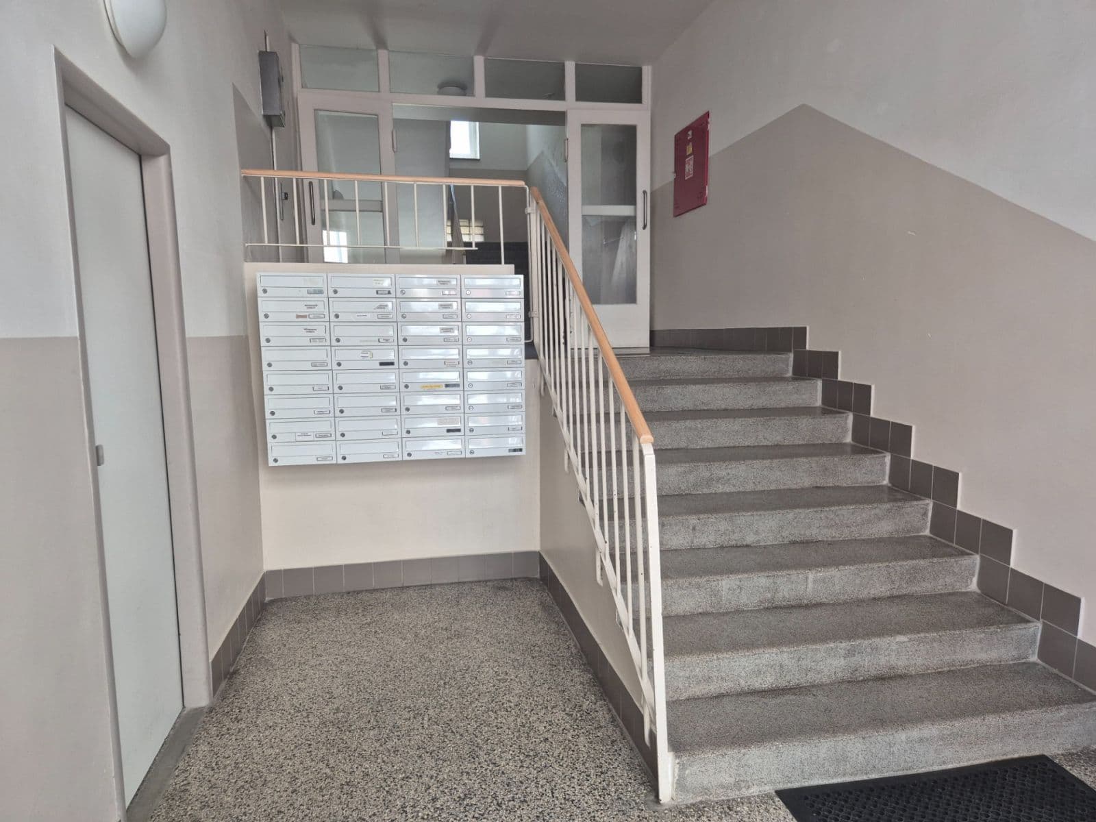 Pronájem bytu 2+1 60 m², Užocká, Praha, Praha Pronájem bytu 2+1 60 m², Užocká, Praha, Praha