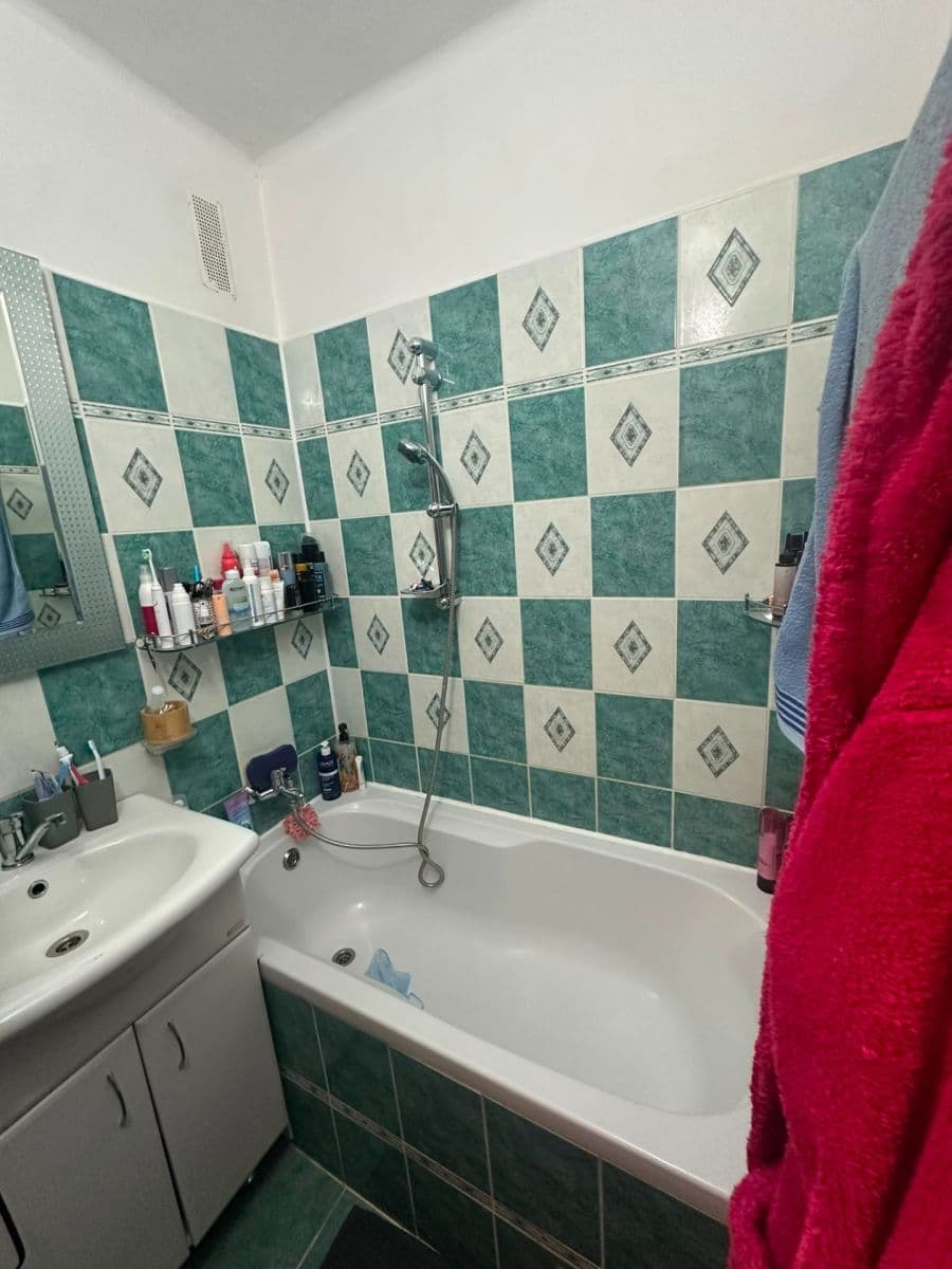 Prodej bytu 3+1 67 m², Pražská, Žebrák, Středočeský kraj Prodej bytu 3+1 67 m², Pražská, Žebrák, Středočeský kraj
