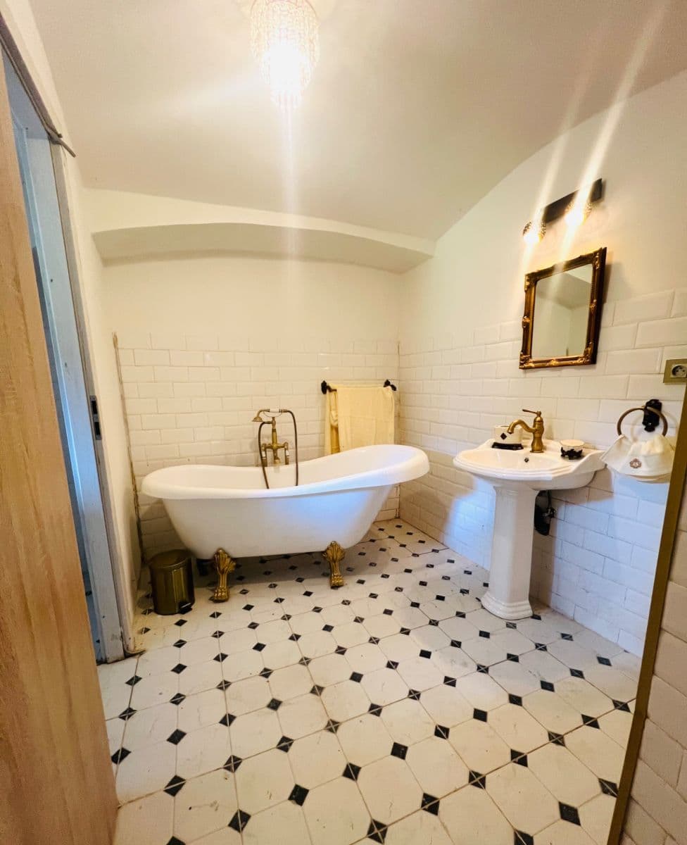Prodej domu 470 m², pozemek 2.721 m², Volfartice, Liberecký kraj Prodej domu 470 m², pozemek 2.721 m², Volfartice, Liberecký kraj