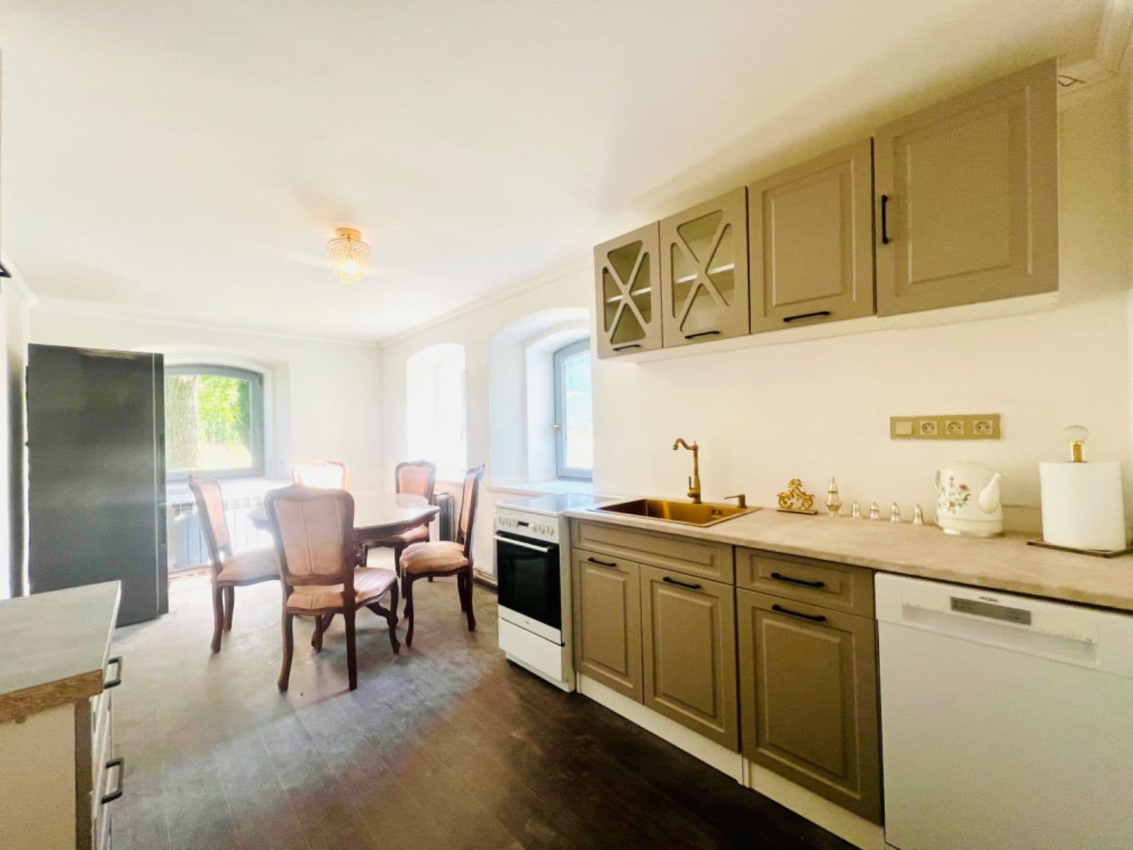 Prodej domu 470 m², pozemek 2.721 m², Volfartice, Liberecký kraj Prodej domu 470 m², pozemek 2.721 m², Volfartice, Liberecký kraj