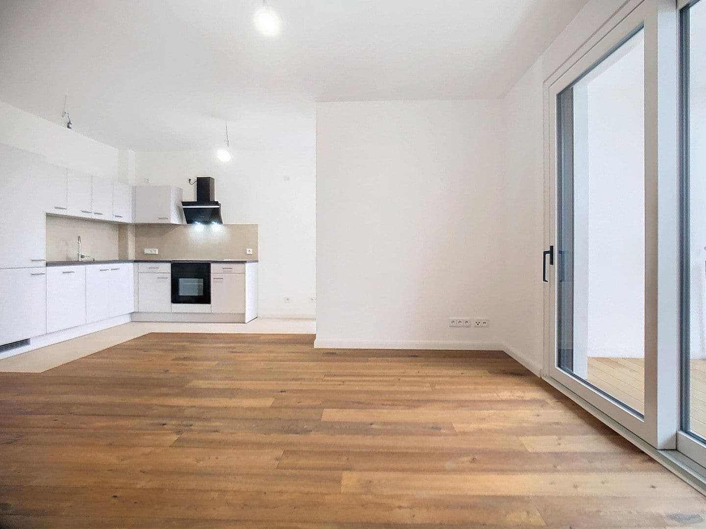 Pronájem bytu 2+1 69 m², Kanada Allee 1, Teltow, Braniborsko Pronájem bytu 2+1 69 m², Kanada Allee 1, Teltow, Braniborsko
