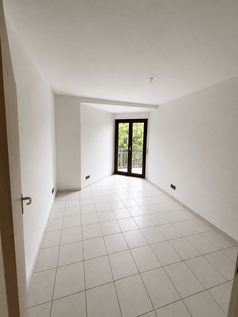 Pronájem bytu 3+1 75 m², Pforzheim, Bádensko-Württembersko Pronájem bytu 3+1 75 m², Pforzheim, Bádensko-Württembersko