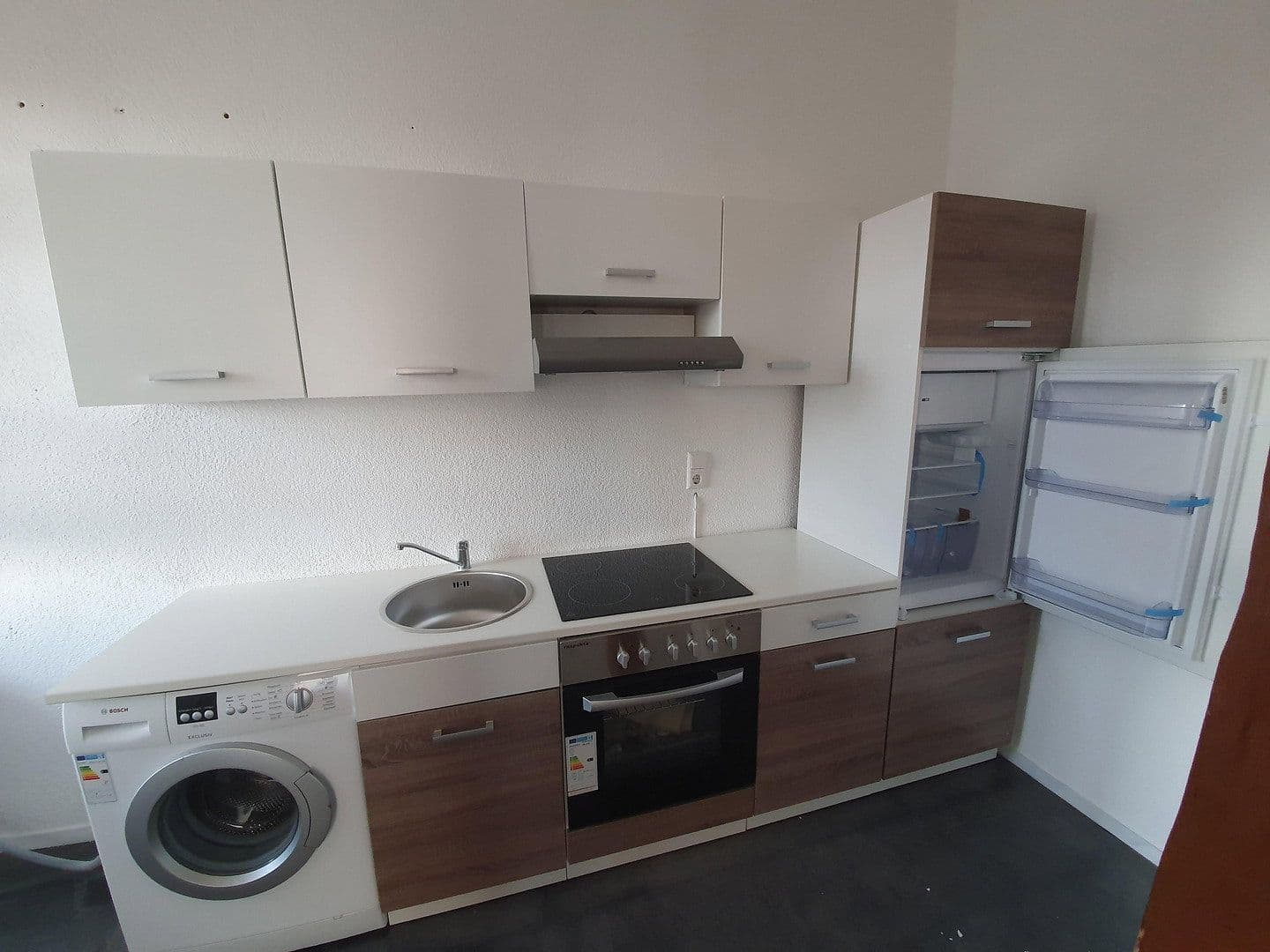 Prodej bytu 4+kk 120 m², Bahnhofstraße 2, Plüderhausen, Bádensko-Württembersko Prodej bytu 4+kk 120 m², Bahnhofstraße 2, Plüderhausen, Bádensko-Württembersko