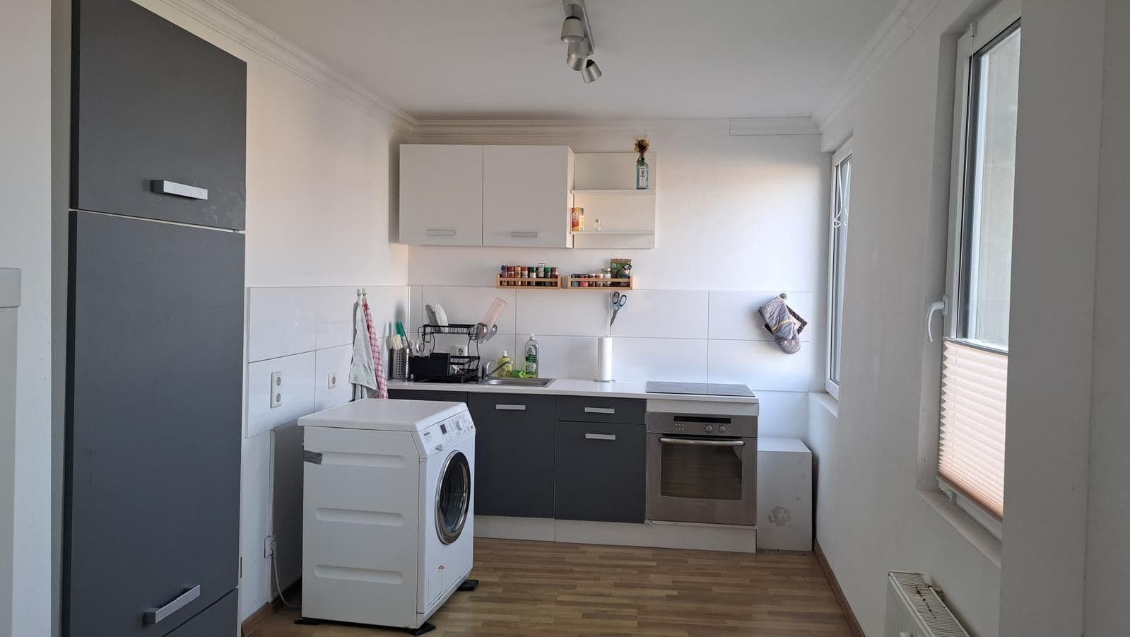 Pronájem bytu 5+1 150 m², Bürgermeister-Smidt-Straße 121, Bremerhaven, Bremen Pronájem bytu 5+1 150 m², Bürgermeister-Smidt-Straße 121, Bremerhaven, Bremen
