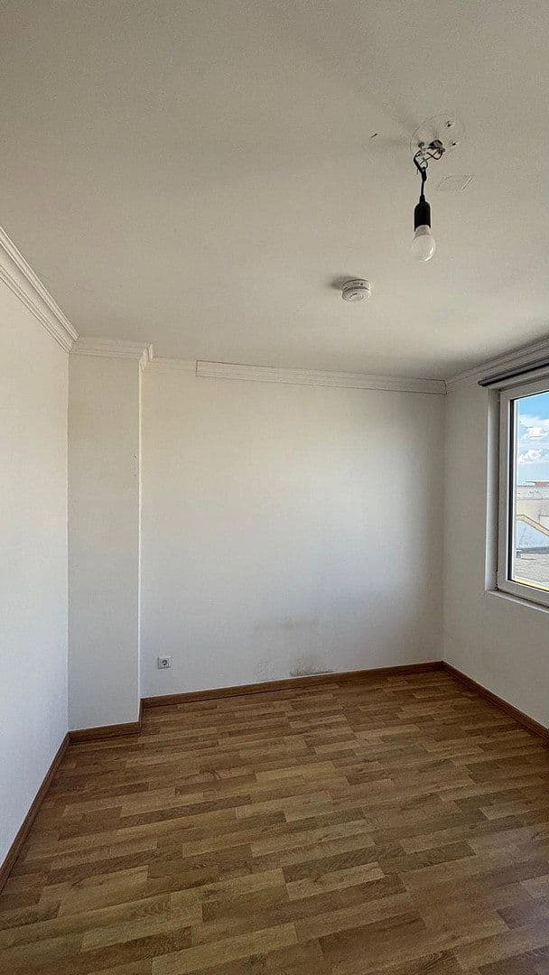 Pronájem bytu 5+1 150 m², Bürgermeister-Smidt-Straße 121, Bremerhaven, Bremen Pronájem bytu 5+1 150 m², Bürgermeister-Smidt-Straße 121, Bremerhaven, Bremen