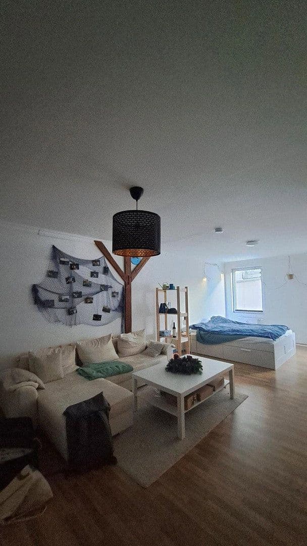 Pronájem bytu 5+1 150 m², Bürgermeister-Smidt-Straße 121, Bremerhaven, Bremen Pronájem bytu 5+1 150 m², Bürgermeister-Smidt-Straße 121, Bremerhaven, Bremen