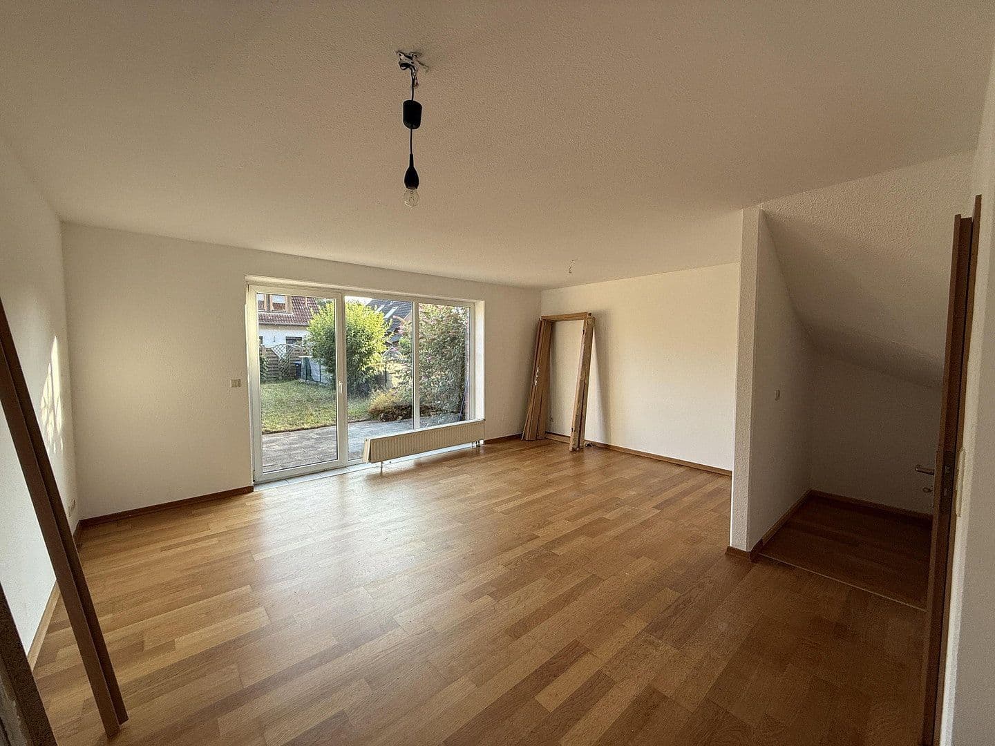 Pronájem domu 114 m², pozemek 240 m², Rotenburg, Dolní Sasko Pronájem domu 114 m², pozemek 240 m², Rotenburg, Dolní Sasko