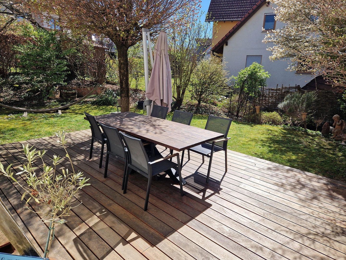 Prodej domu 163 m², pozemek 572 m², Johannesberg, Bavorsko Prodej domu 163 m², pozemek 572 m², Johannesberg, Bavorsko