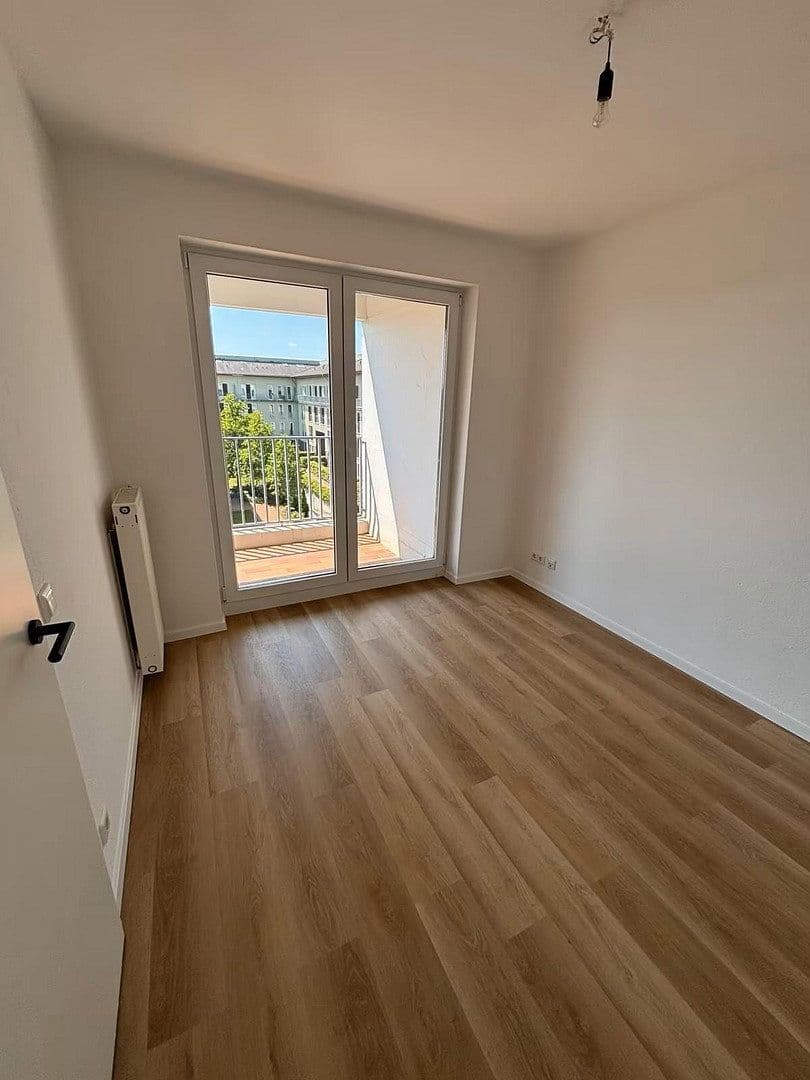 Prodej bytu 2+1 54 m², Berlin, Berlín Prodej bytu 2+1 54 m², Berlin, Berlín