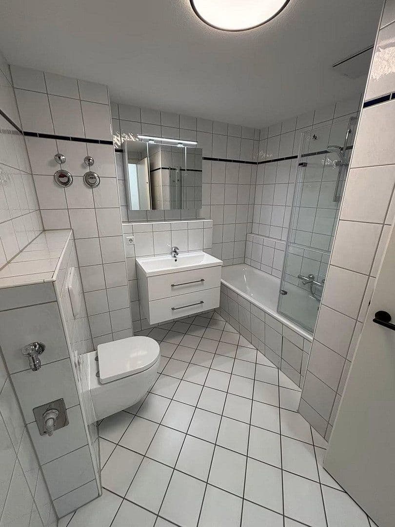 Prodej bytu 2+1 54 m², Berlin, Berlín Prodej bytu 2+1 54 m², Berlin, Berlín