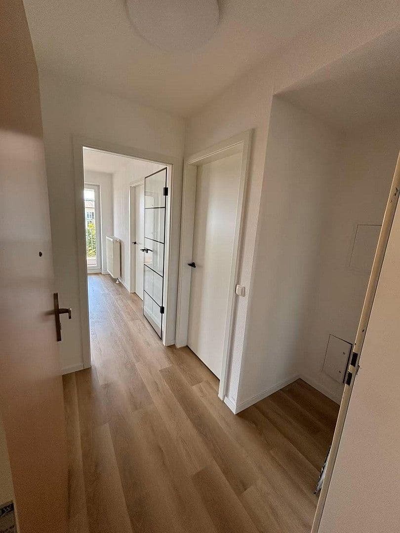 Prodej bytu 2+1 54 m², Berlin, Berlín Prodej bytu 2+1 54 m², Berlin, Berlín