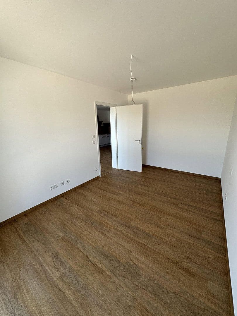 Pronájem bytu 2+1 58 m², Regensburger Str. 99, Neumarkt in der Oberpfalz, Bavorsko Pronájem bytu 2+1 58 m², Regensburger Str. 99, Neumarkt in der Oberpfalz, Bavorsko