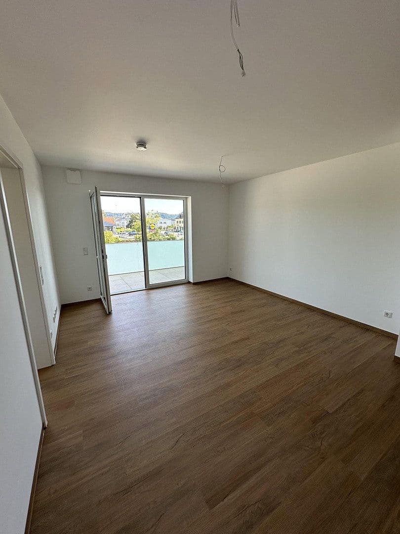Pronájem bytu 2+1 58 m², Regensburger Str. 99, Neumarkt in der Oberpfalz, Bavorsko Pronájem bytu 2+1 58 m², Regensburger Str. 99, Neumarkt in der Oberpfalz, Bavorsko