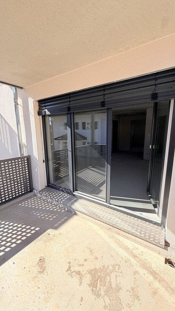 Pronájem bytu 2+1 65 m², Westerndorfer Straße 85, Rosenheim, Bavorsko Pronájem bytu 2+1 65 m², Westerndorfer Straße 85, Rosenheim, Bavorsko